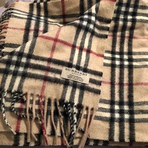 Burberry Wool Scarf